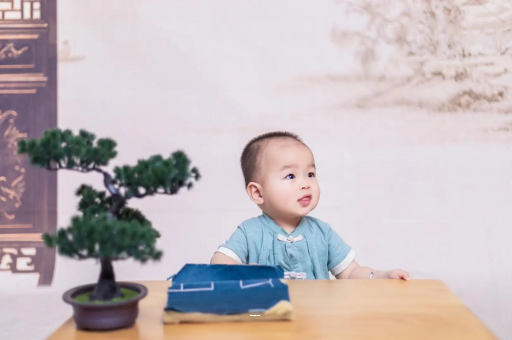 玉树宝宝几个月开始吃米粉 玉树宝宝几个月开始吃米粉